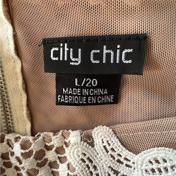 City Chic Fancy Free Cream Lace Midi Dress Cocktail Wedding Sz L/20 - Picture 7 of 10
